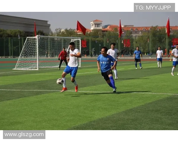 深圳网球队的耐力揭秘：网球运动中的坚持与拼搏精神